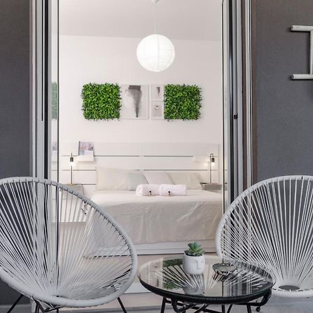 Apulialux Design Apartment - Relax, Spa E Free Parking Бари Экстерьер фото