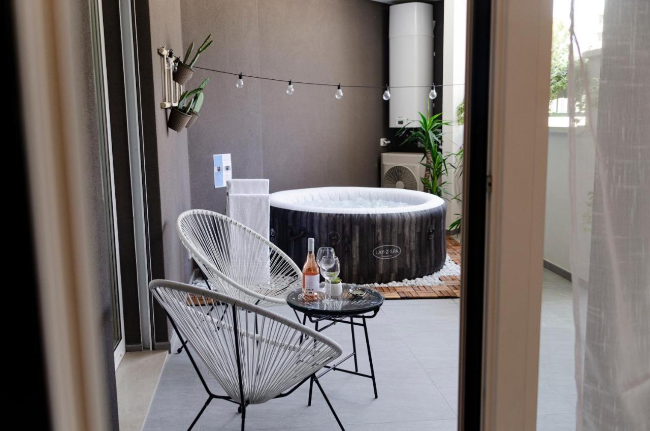 Apulialux Design Apartment - Relax, Spa E Free Parking Бари Экстерьер фото